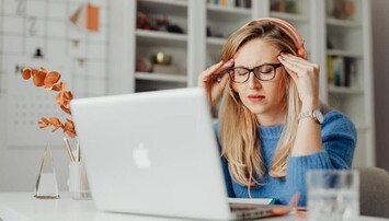 De invloed van geldproblemen op psychische klachten (en andersom)